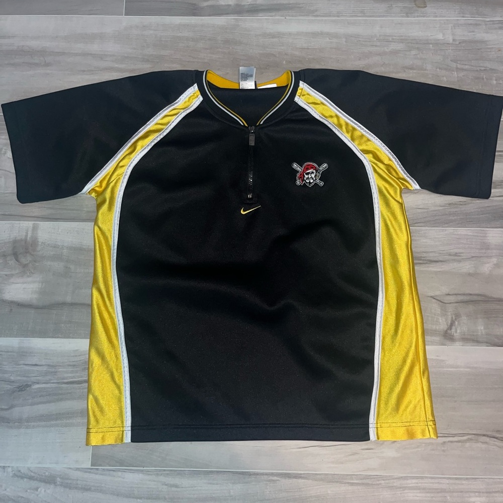 Nike Pittsburgh Pirates half zip shirt